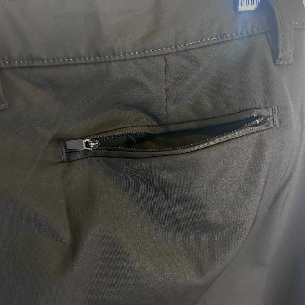 “Vintage 1946” Men's Dark Green/Khaki Modern Fit Performance Chinos w/ Pockets